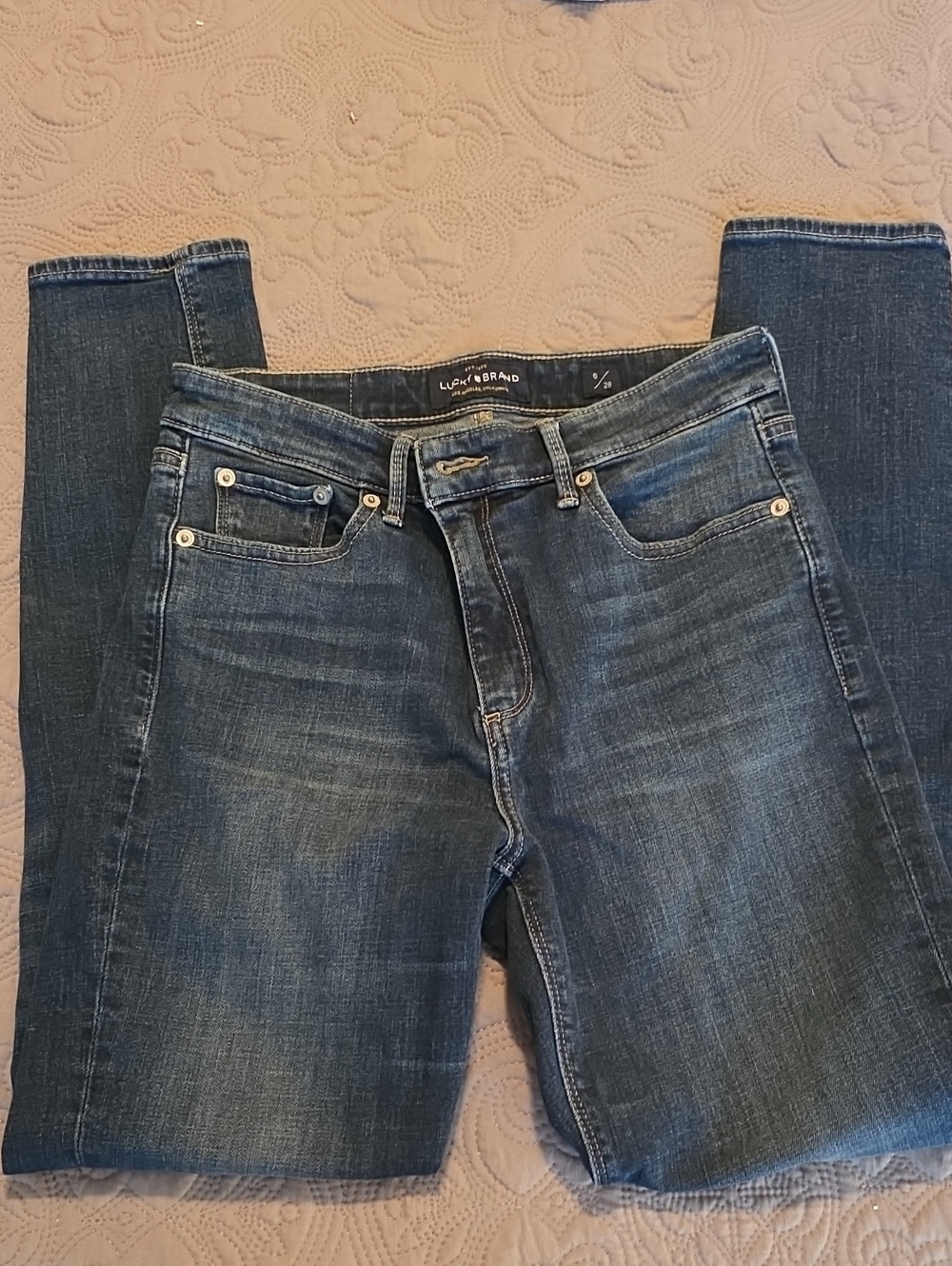 Lucky Brand Dark Blue Denim Jeans
